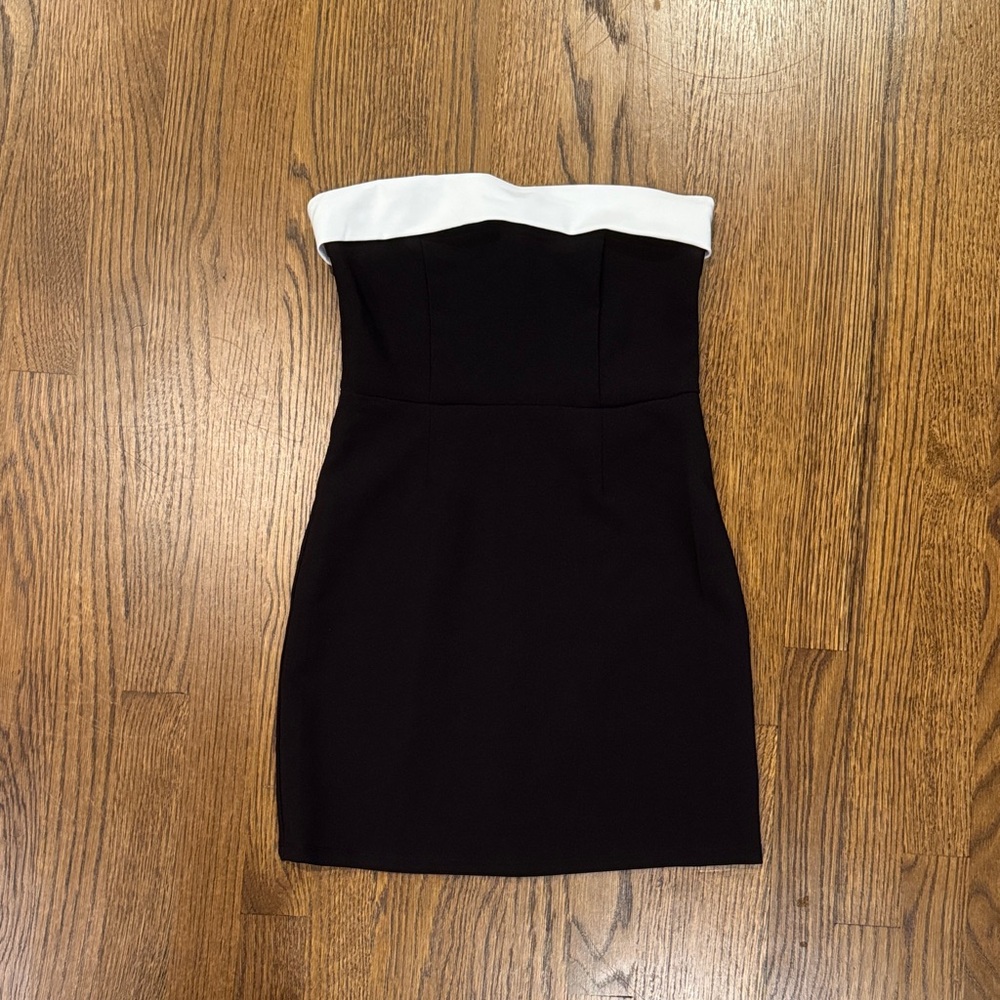 Edikted Strapless Black Dress with White Accent